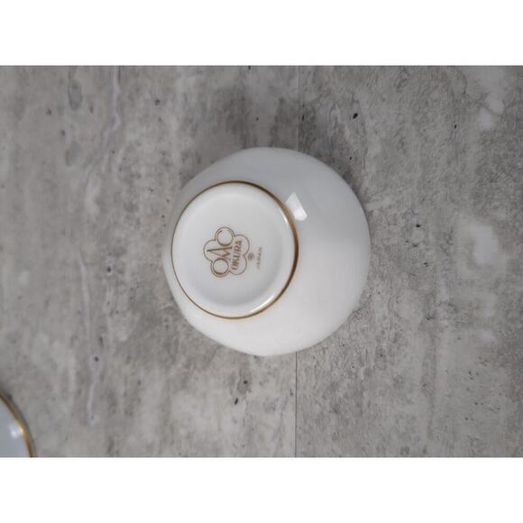 Trinket Box Dish w Lid, Okura Japan, Round, White‎ w Gold Trim - Picture 6 of 9